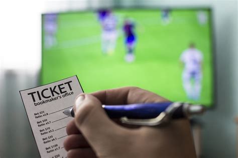 Each Way Betting in Football: What Is It & How Are Payouts .